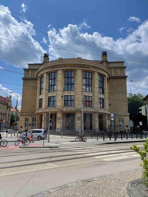 Good Old Times Apartment Bratislava Eksteriør bilde